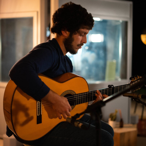 anton guitarra